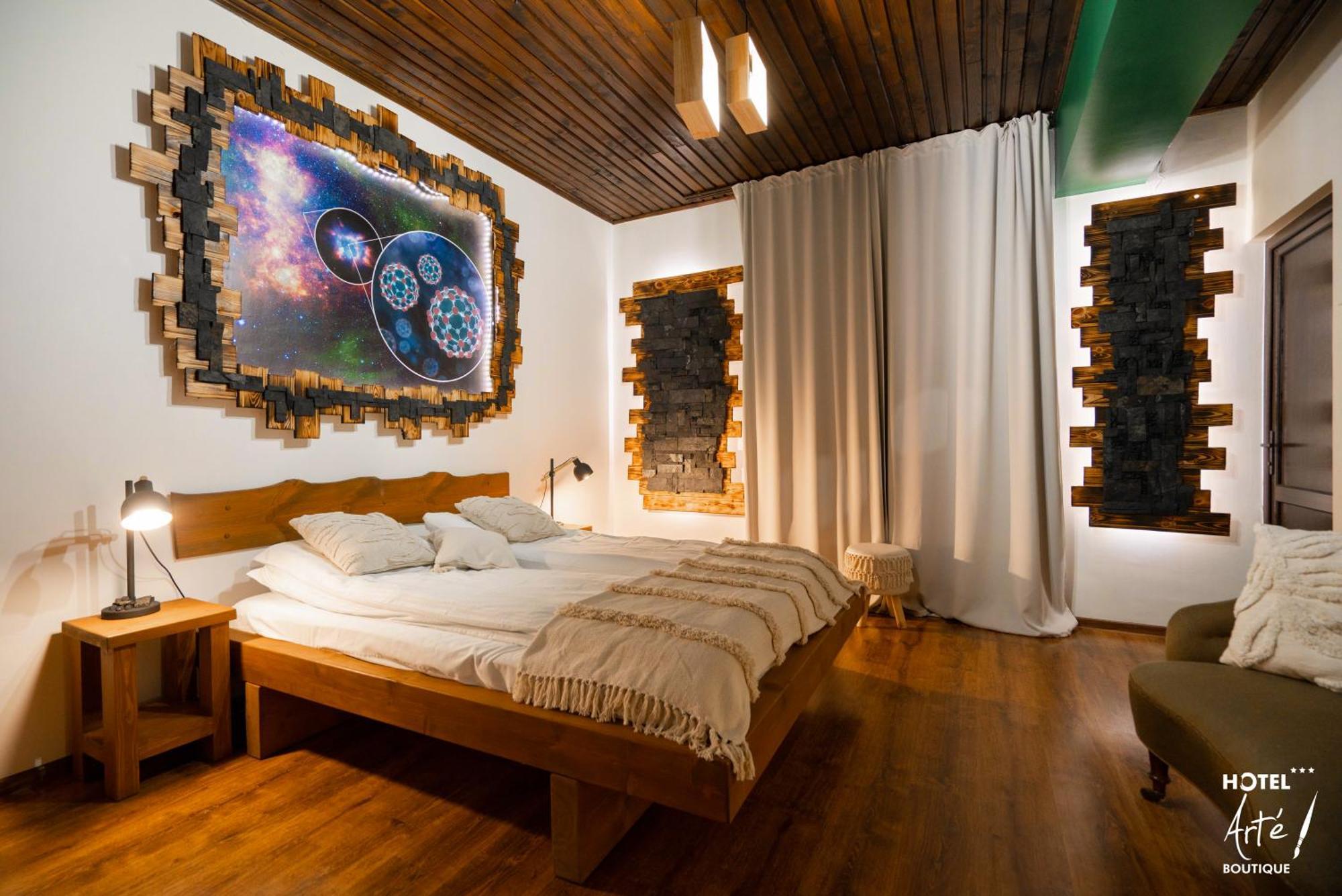 Art'E Boutique Rooms Бэиле-Тушнад Экстерьер фото