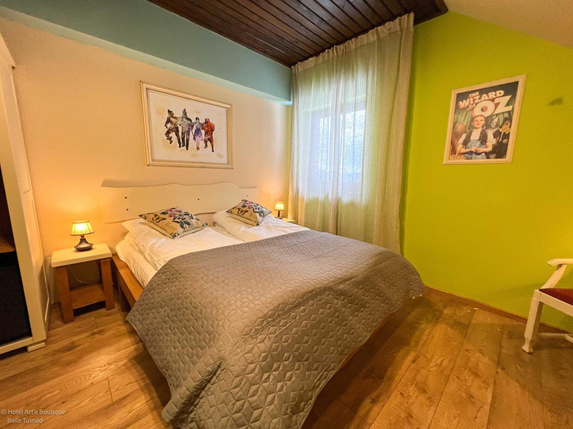 Art'E Boutique Rooms Бэиле-Тушнад Экстерьер фото